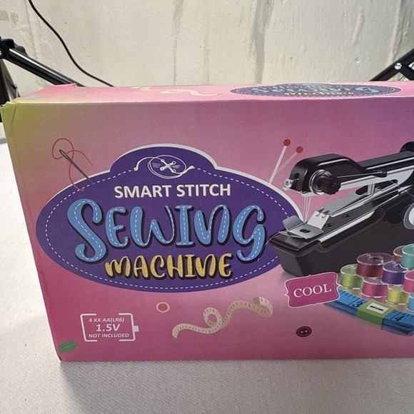Smart Stitch Handheld 35 Piece Sewing Machine, Christmas,Birthday, Nib - Picture 2 of 9